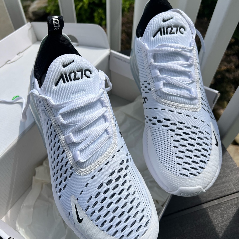 Nike Women’s Air Max 270